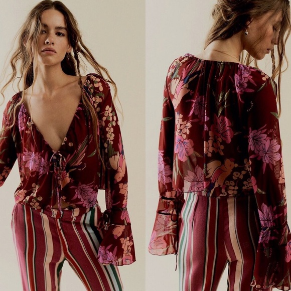 Free People Tops - Free People Of Paradise Top Women’s Sz M (New‎ W Tags)